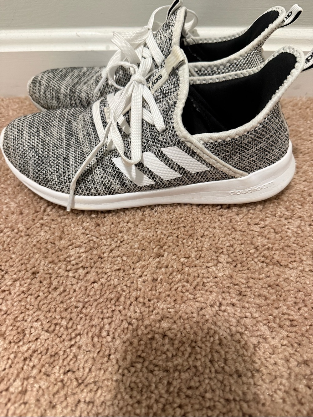 adidas Women’s Grey Knit Athletic Sneakers with White Stripes